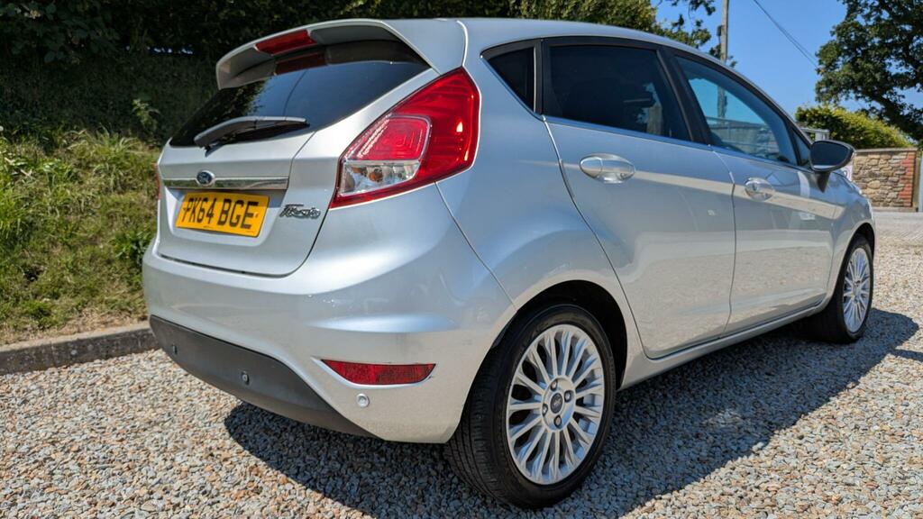 Ford Fiesta Titanium PK64BGE Silver #6