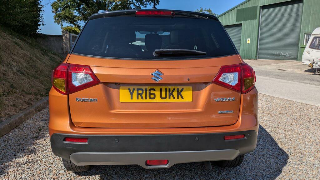 Suzuki Vitara Sz5 Orange #4