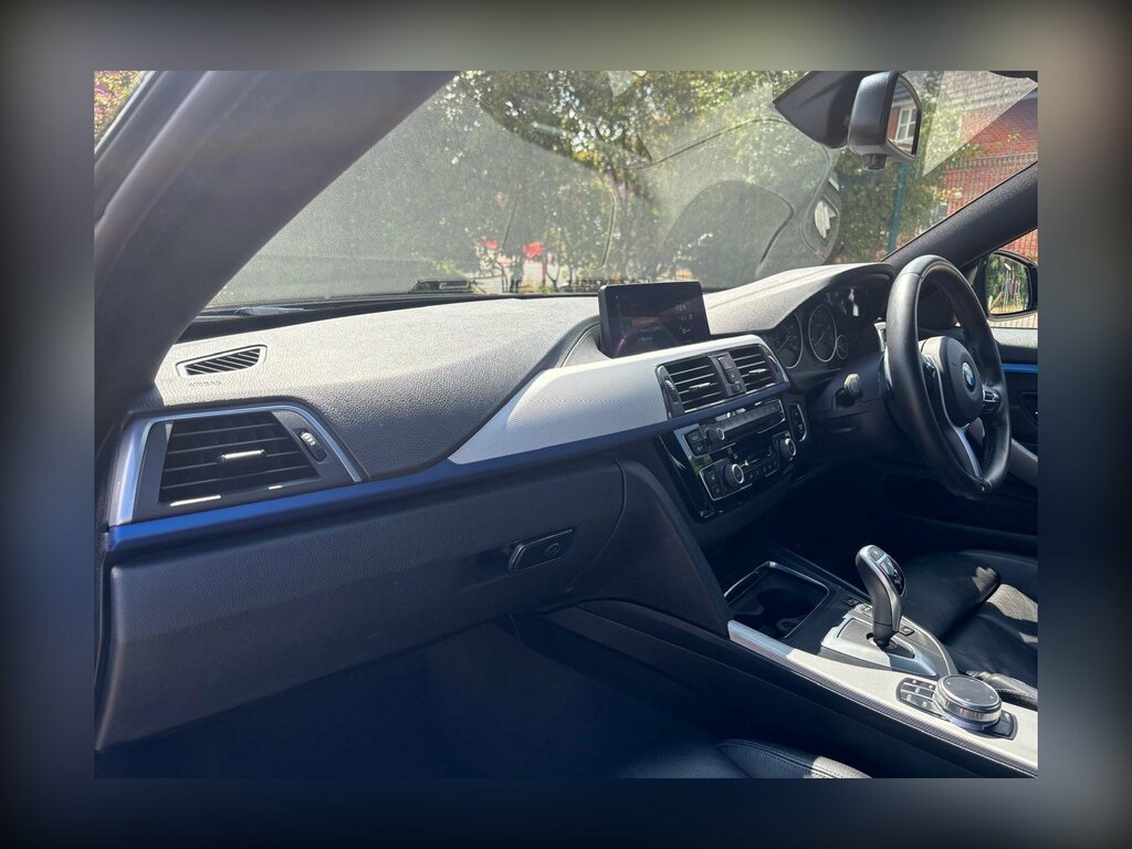 BMW 4 Series Gran Coupe 3L M Sport Black #42