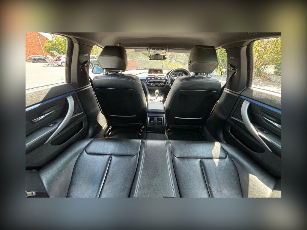 BMW 4 Series Gran Coupe 3L M Sport Black #18