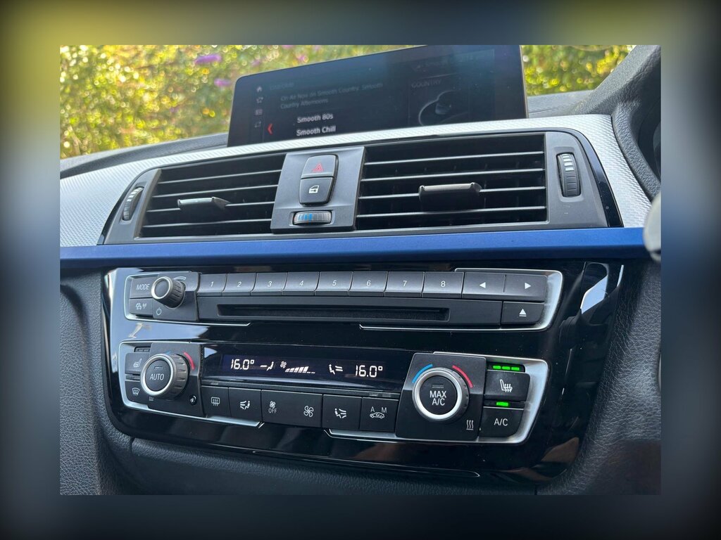BMW 4 Series Gran Coupe 3L M Sport Black #27