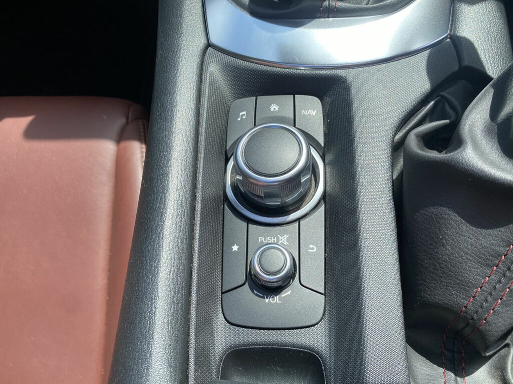 Mazda MX-5 RF 1.5 Skyactiv G Sport Nav Plus Convertible Petr Red #40