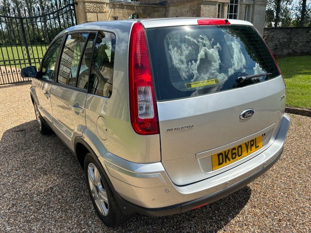 Ford Fusion 1.6 Zetec Silver #5