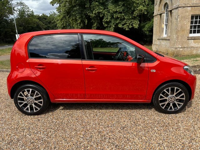 Volkswagen Up 1.0 Groove Up Euro 5 HJ64CWL Orange #2