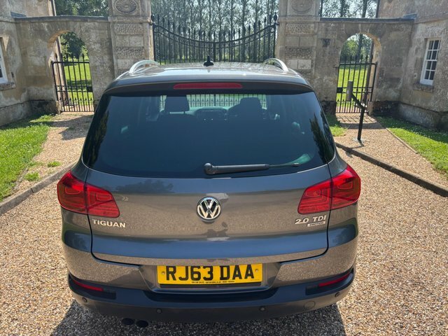 Volkswagen Tiguan 2.0 Tdi Bluemotion Tech Match 4Wd Euro 5 S S Grey #4