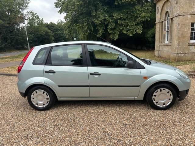 Ford Fiesta Silver #2