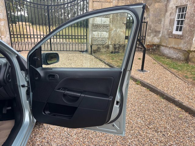 Ford Fiesta Silver #17