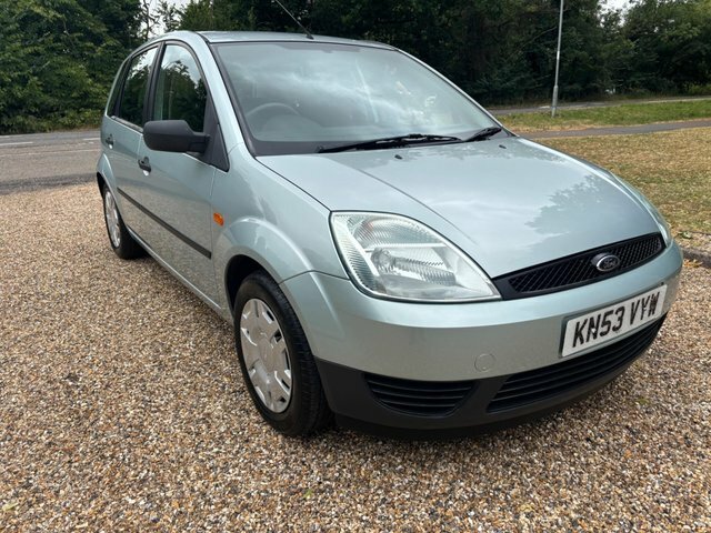Ford Fiesta Silver #1