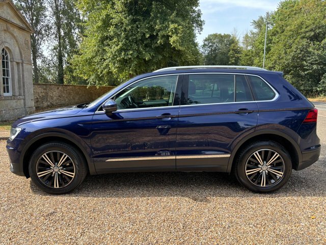 Volkswagen Tiguan 2.0 Tdi Bluemotion Tech Se Navigation Dsg 4Motion Blue #6