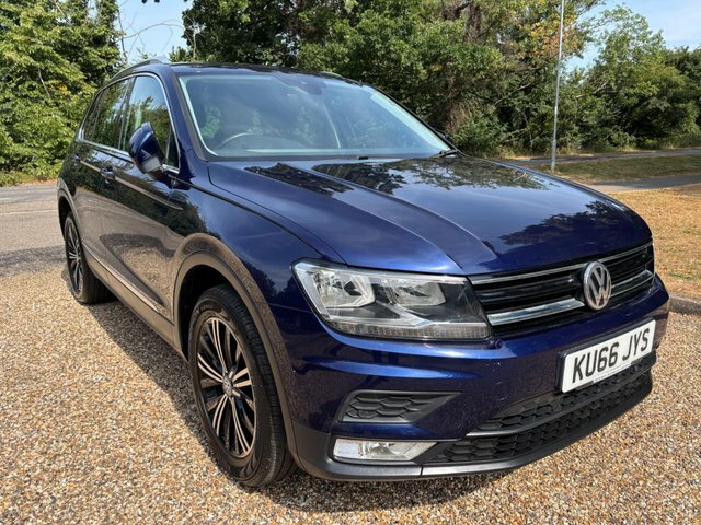 Volkswagen Tiguan 2.0 Tdi Bluemotion Tech Se Navigation Dsg 4Motion Blue