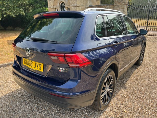 Volkswagen Tiguan 2.0 Tdi Bluemotion Tech Se Navigation Dsg 4Motion Blue #3