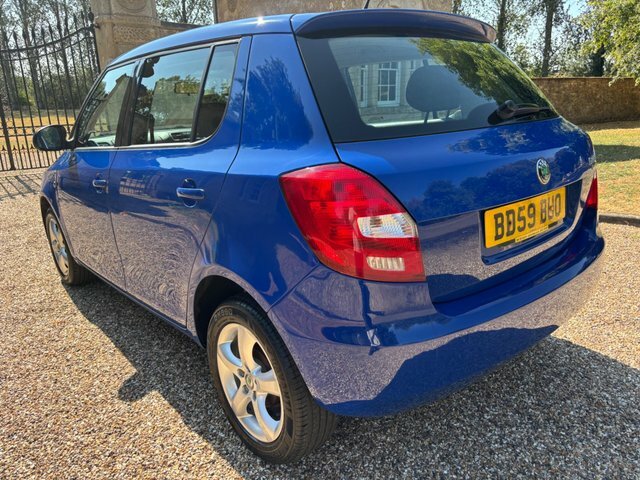 Skoda Fabia 1.6 16V 1 Tiptronic Orange #5