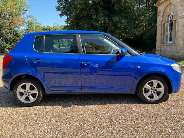 Skoda Fabia 1.6 16V 1 Tiptronic Orange #2