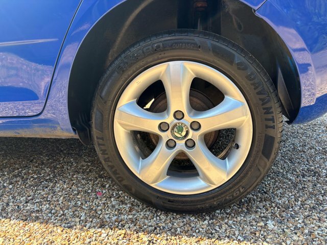 Skoda Fabia 1.6 16V 1 Tiptronic Orange #12