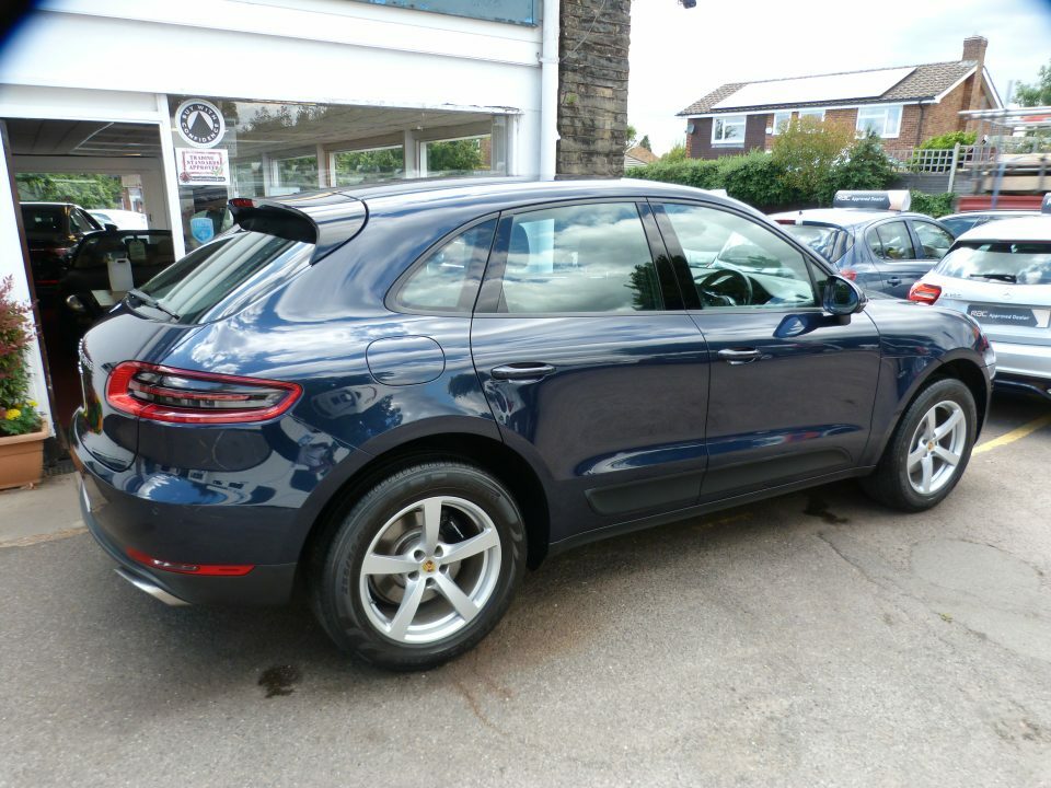 Porsche Macan 2.0T Pdk 4Wd Blue #6