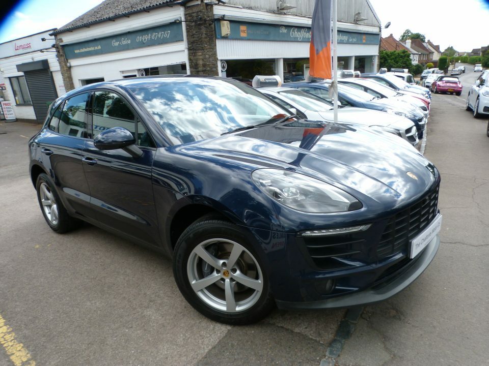 Porsche Macan 2.0T Pdk 4Wd Blue