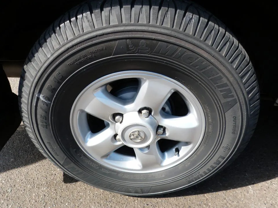 Toyota Land Cruiser Amazon Amazon 4.7 Cygnus  #39