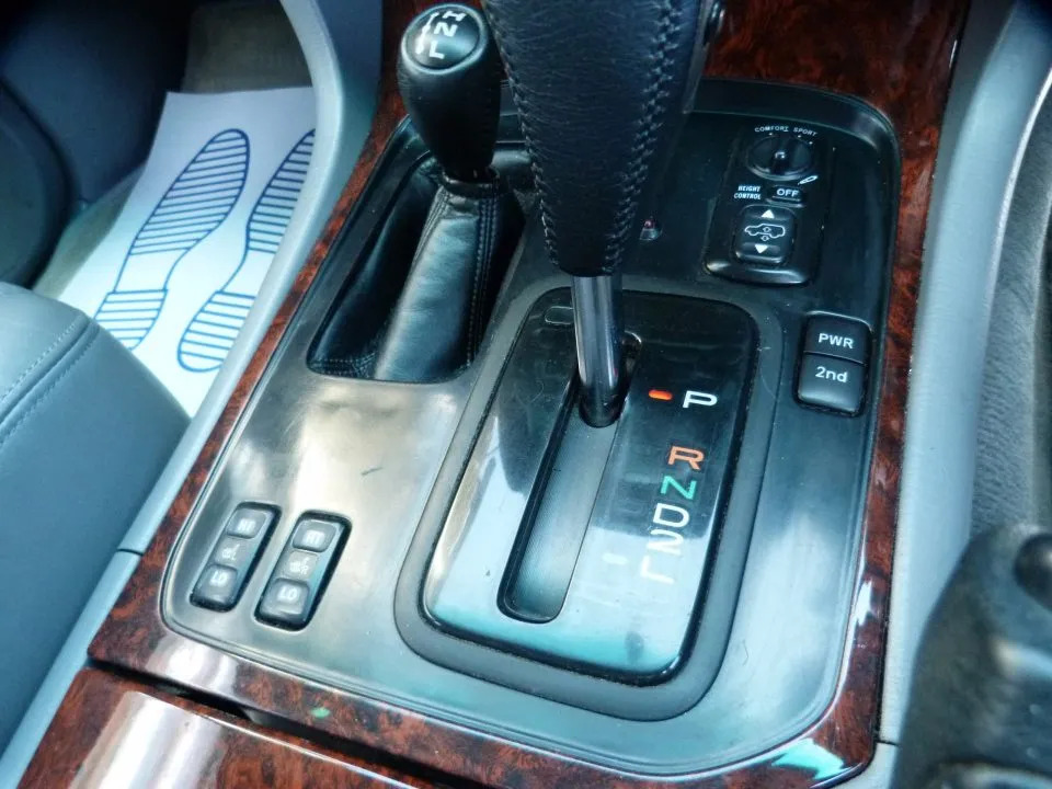 Toyota Land Cruiser Amazon Amazon 4.7 Cygnus  #32