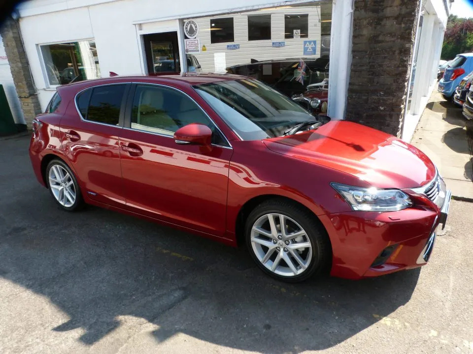 Lexus CT 1.8 200H Premier Red #5