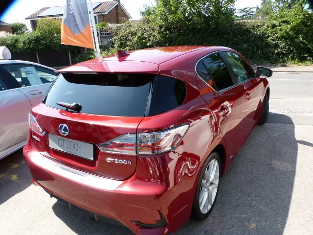 Lexus CT 200H Luxury Red #14