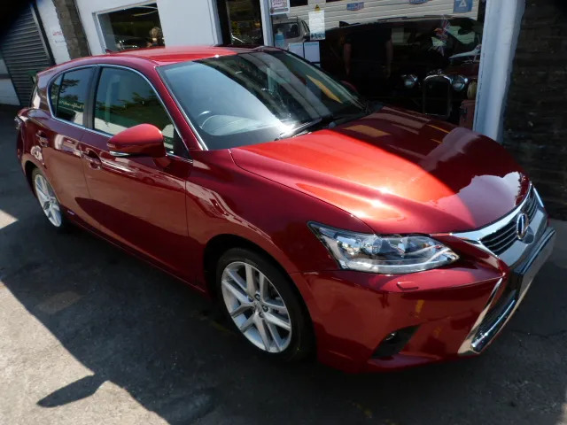 Lexus CT 1.8 200H Premier Red #3
