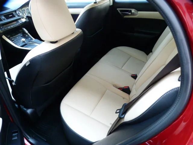 Lexus CT 200H Luxury Red #19