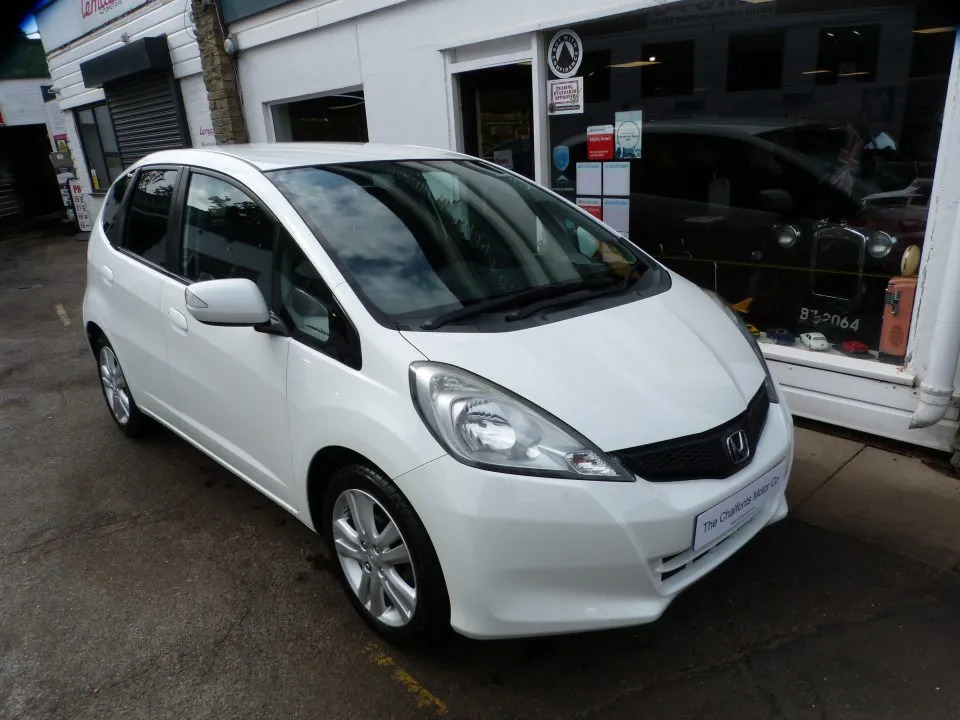 Honda Jazz 1.4 I-vtec Es Plus White #4