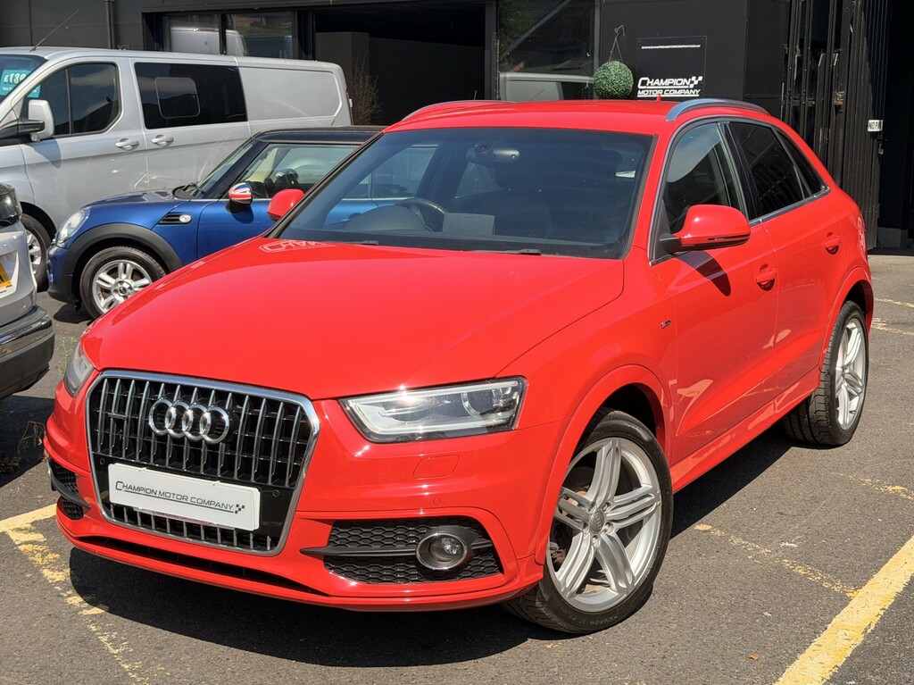 Audi Q3 2.0 Tdi S Line Plus Red