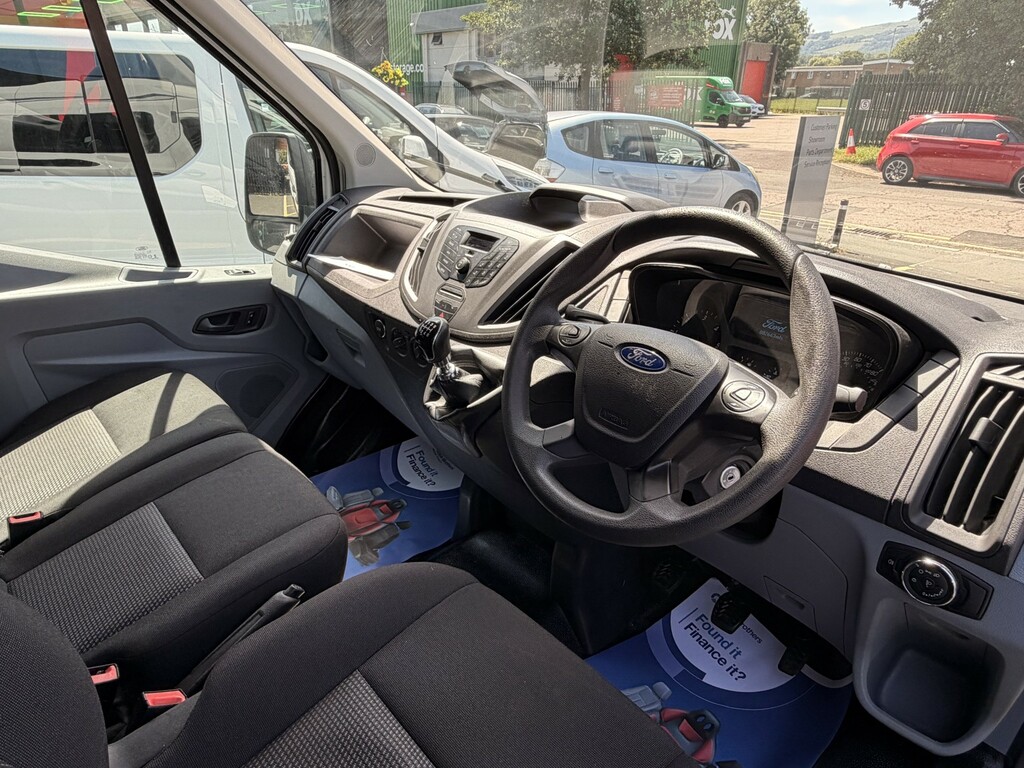 Ford Transit Custom 2.2 Tdci 350 VFZ3315 White