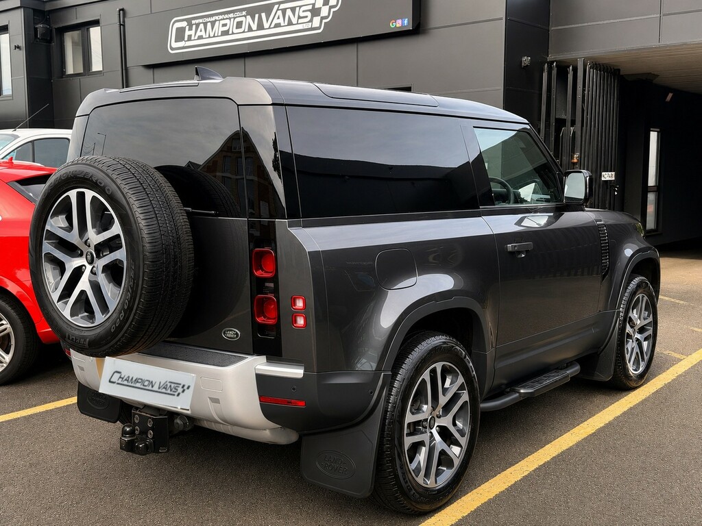 Land Rover Defender 90 3.0 D250 Mhev Grey #4