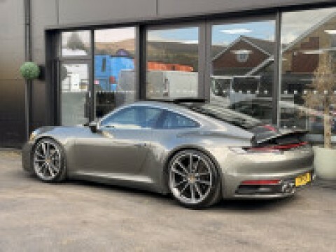 Porsche 911 3.0 T 992 Carrera Green #2