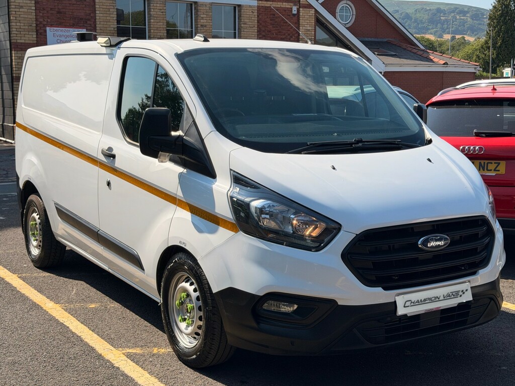 Ford Transit Custom 2.0 320 Ecoblue Leader YS69UHZ White #3