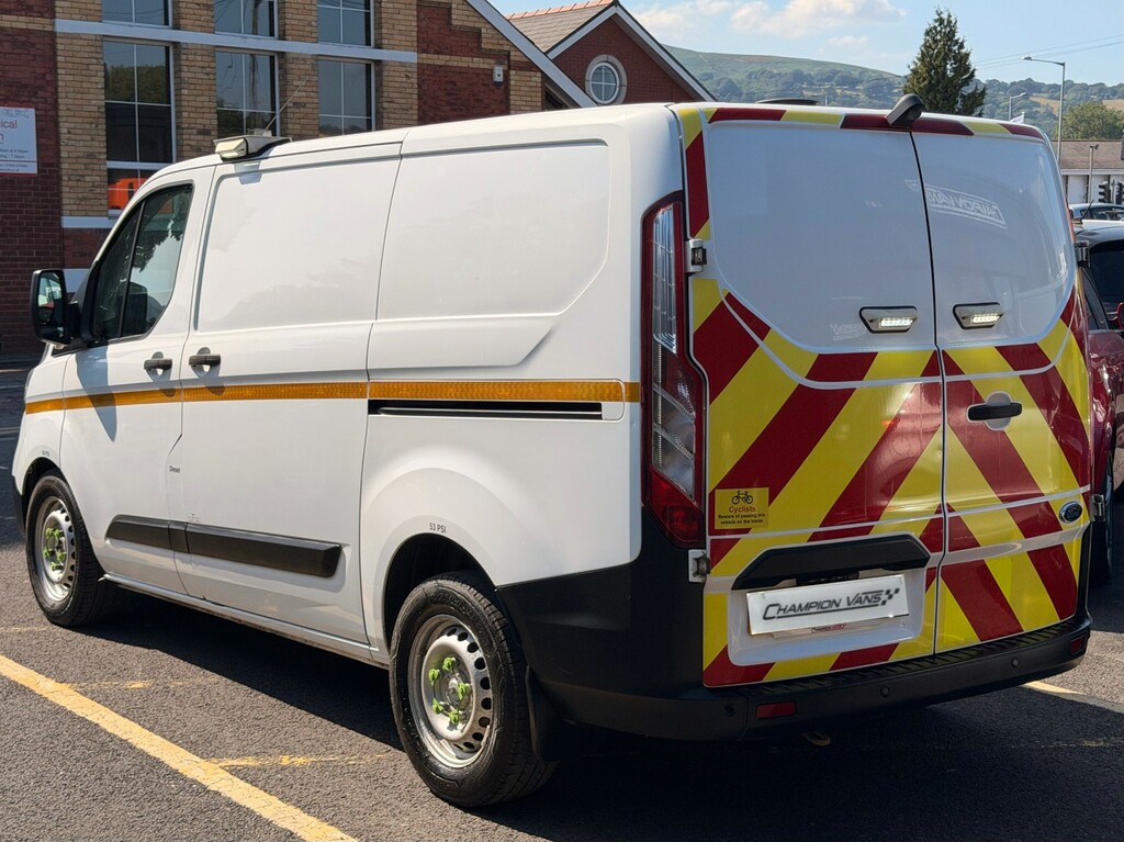 Ford Transit Custom 2.0 320 Ecoblue Leader YS69UHZ White #4