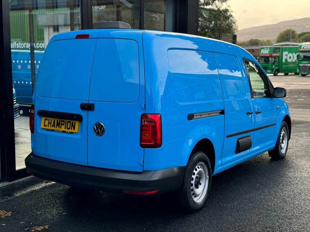 Volkswagen Caddy Maxi 2.0 Tdi C20 Bluemotion Tech Startline Blue #4