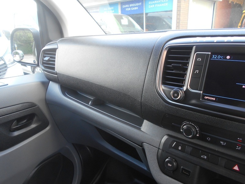 Peugeot Expert Expert 1000 L1h1 Professional Hdi White #39