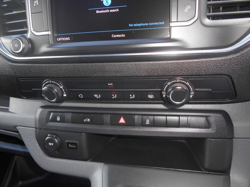 Peugeot Expert Expert 1000 L1h1 Professional Hdi White #37