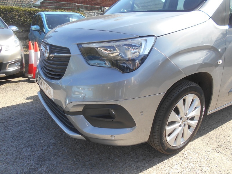 Vauxhall Combo 1.5 Turbo D 2000 Sportive Panel Van Aut Grey #13