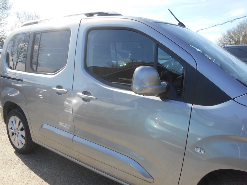 Vauxhall Combo 1.5 Turbo D 2000 Sportive Panel Van Aut Grey #7