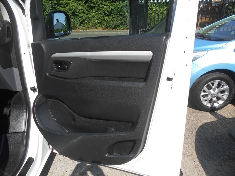Citroen Dispatch 2.0 Bluehdi 1400 M Crew Van Mwb Euro 6 Ss 6Dr Black #25