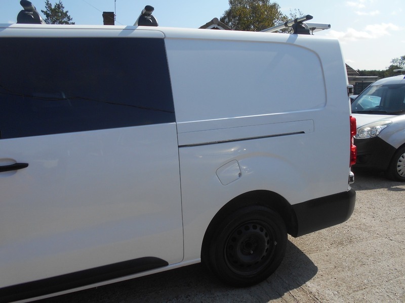 Citroen Dispatch 2.0 Bluehdi 1400 M Crew Van Mwb Euro 6 Ss 6Dr Black #19