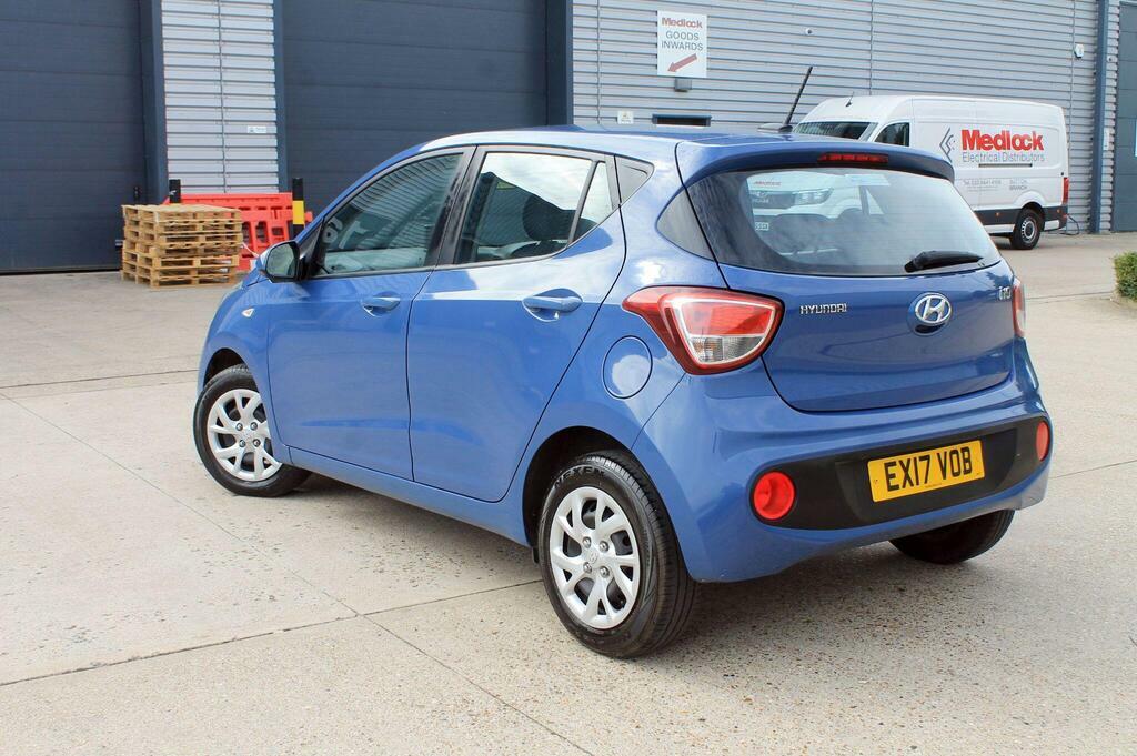 Hyundai I10 2017 Hyundai I10 1.2 Se Hatchback Manua Blue #6