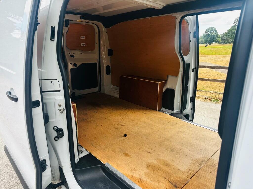 Vauxhall Vivaro 3100 2.0D 180Ps Gs H1 Dcab White #23