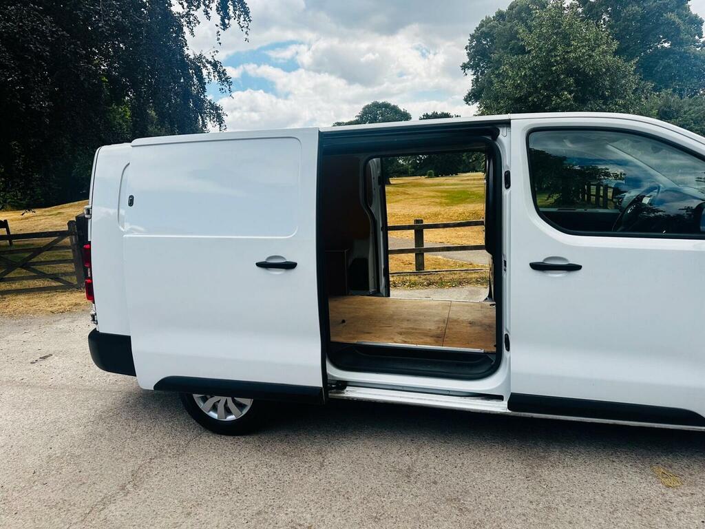 Vauxhall Vivaro 3100 2.0D 180Ps Gs H1 Dcab White #25