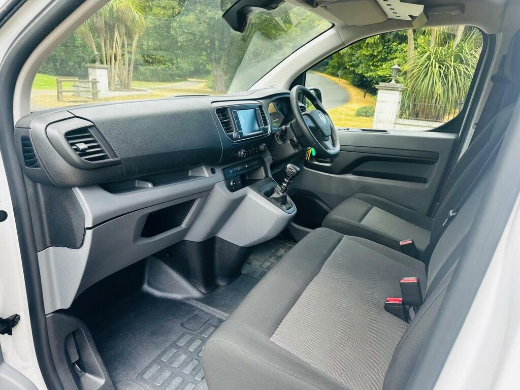 Vauxhall Vivaro 3100 2.0D 180Ps Gs H1 Dcab White #28