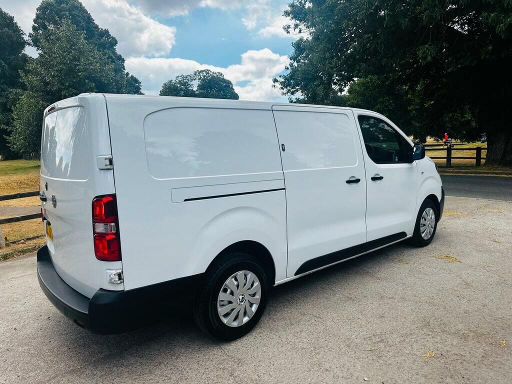 Vauxhall Vivaro 3100 2.0D 180Ps Gs H1 Dcab White #14