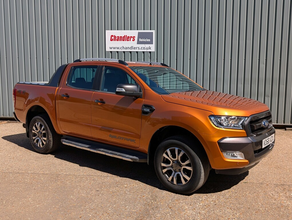 Ford Ranger 3.2 Tdci Wildtrak Pickup Double Cab Man Orange