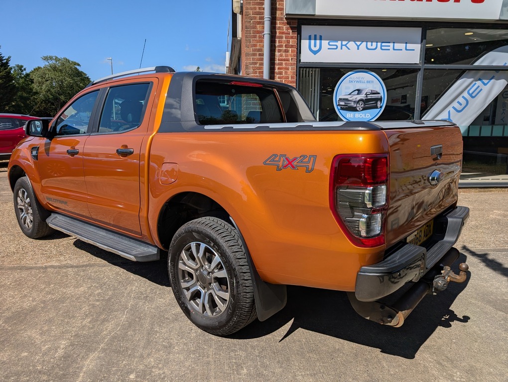 Ford Ranger 3.2 Tdci Wildtrak Pickup Double Cab Man Orange #3