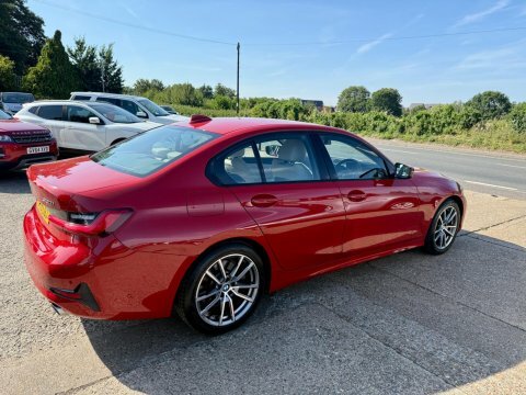 BMW 3 Series 2.0 330I Sport Red #6