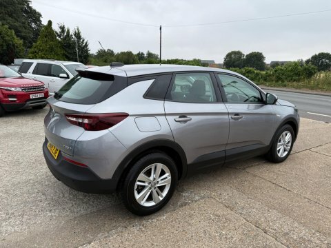 Vauxhall Grandland X Vauxhall Grandland X 1.5 Sport Nav Ss Hatc... Grey #7