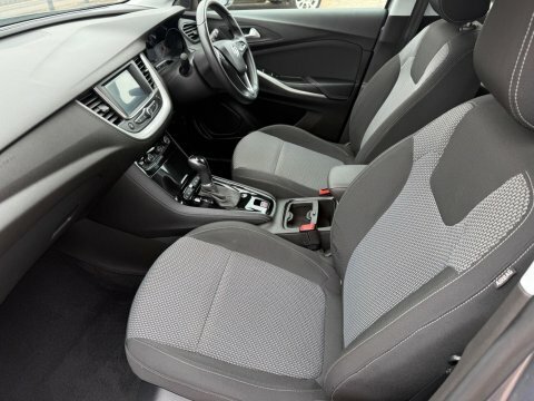 Vauxhall Grandland X Vauxhall Grandland X 1.5 Sport Nav Ss Hatc... Grey #11